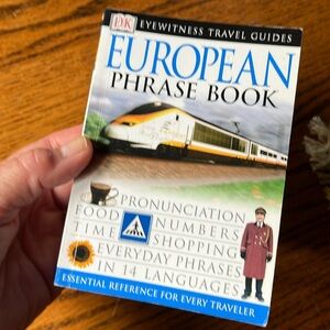 European phrasebook, DK eyewitness, travel guides essential reference travelers